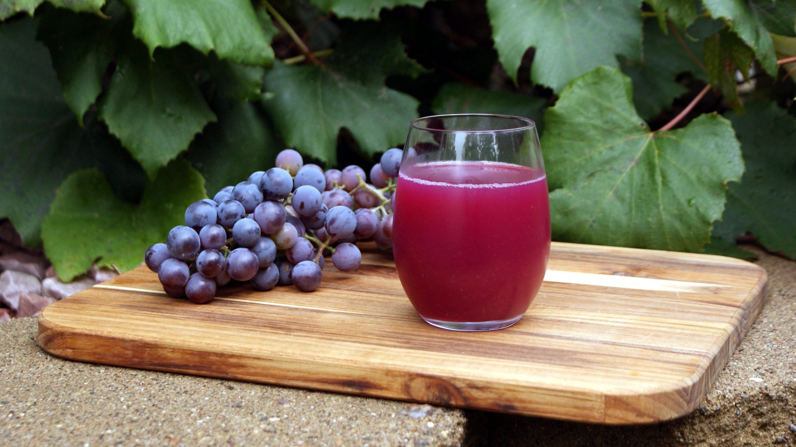 grape juice for skin lightening